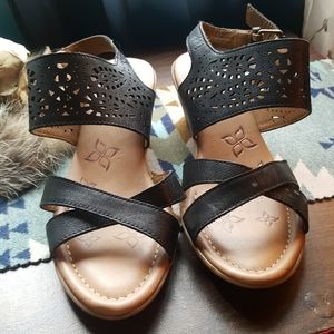 Comfortiva pillowtop sandals